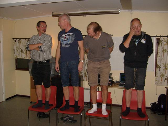 037.jpg