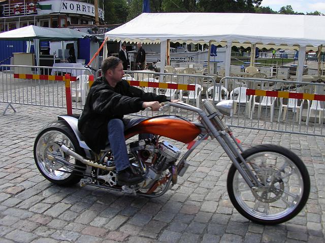 CB011.JPG
