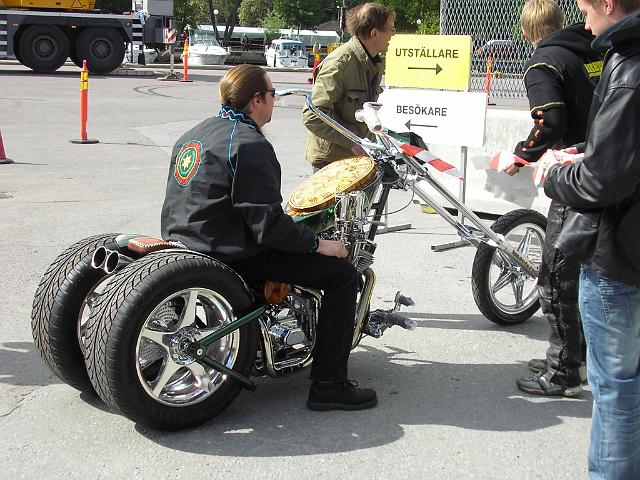 CB013.JPG
