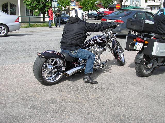 CB025.JPG
