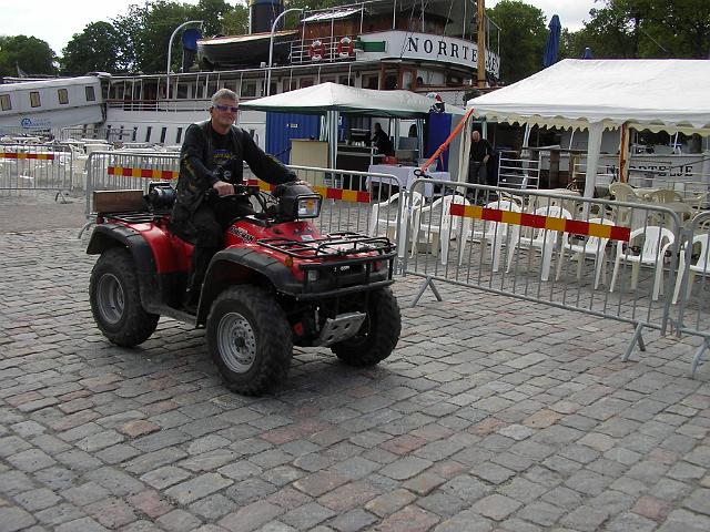 CB031.JPG