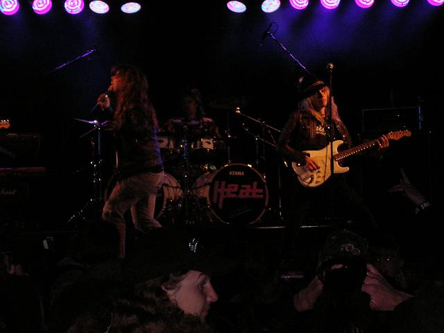 CB085.JPG